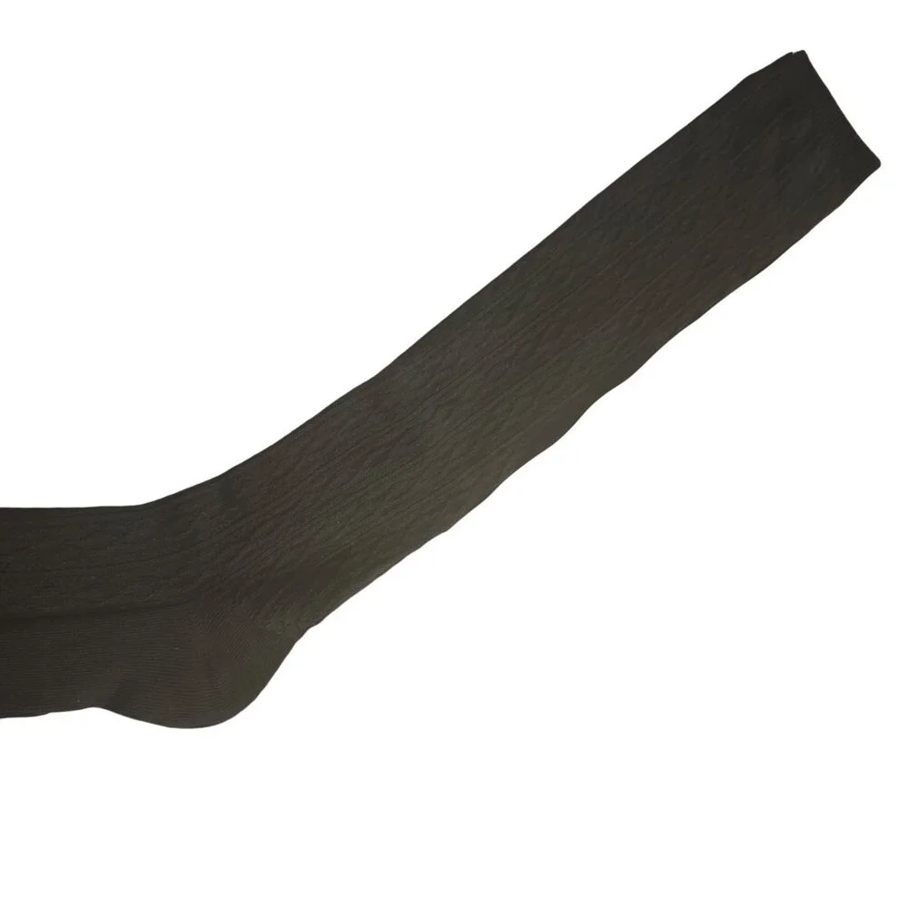 Forever 21 NWT 2 pairs womens ribbed socks knee high black‎ color one size new
